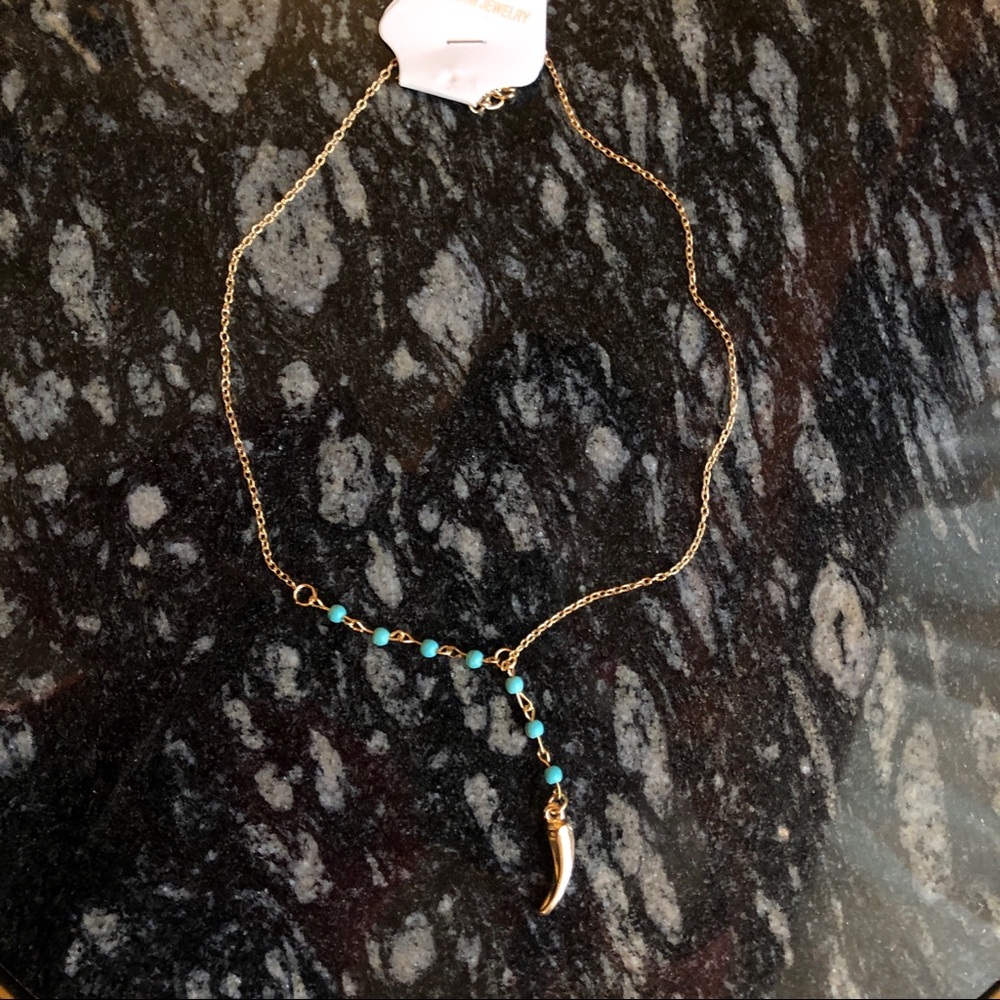 🌟New Gold Horn Necklace🌟 - Picture 2 of 4